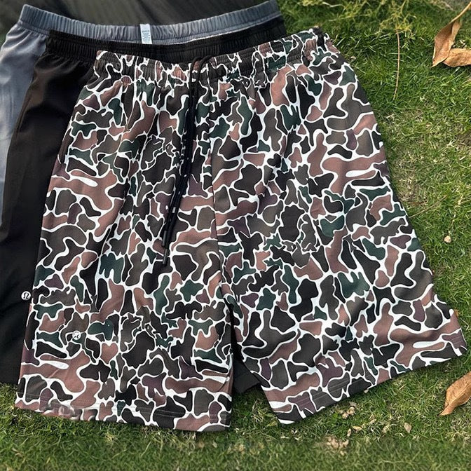 Men's Loose-Fit Beach Shorts With Digital Camouflage Print