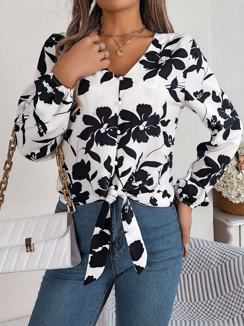 Women's Color-Blocked Floral Lantern Sleeve Tie-Waist Chiffon Top