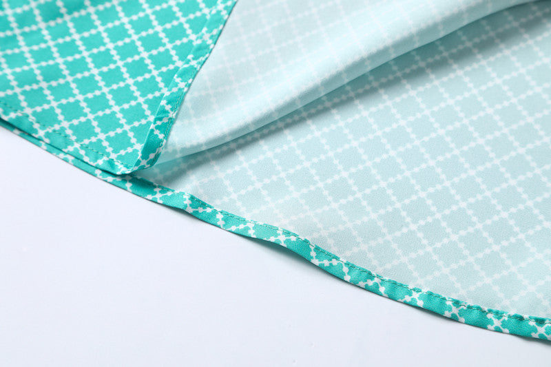 A Classic And Fashionable Diamond-shaped Small Checkered Shirt For Men